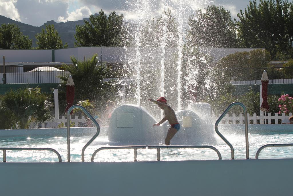 Club Esse Sunbeach Squillace Luaran gambar